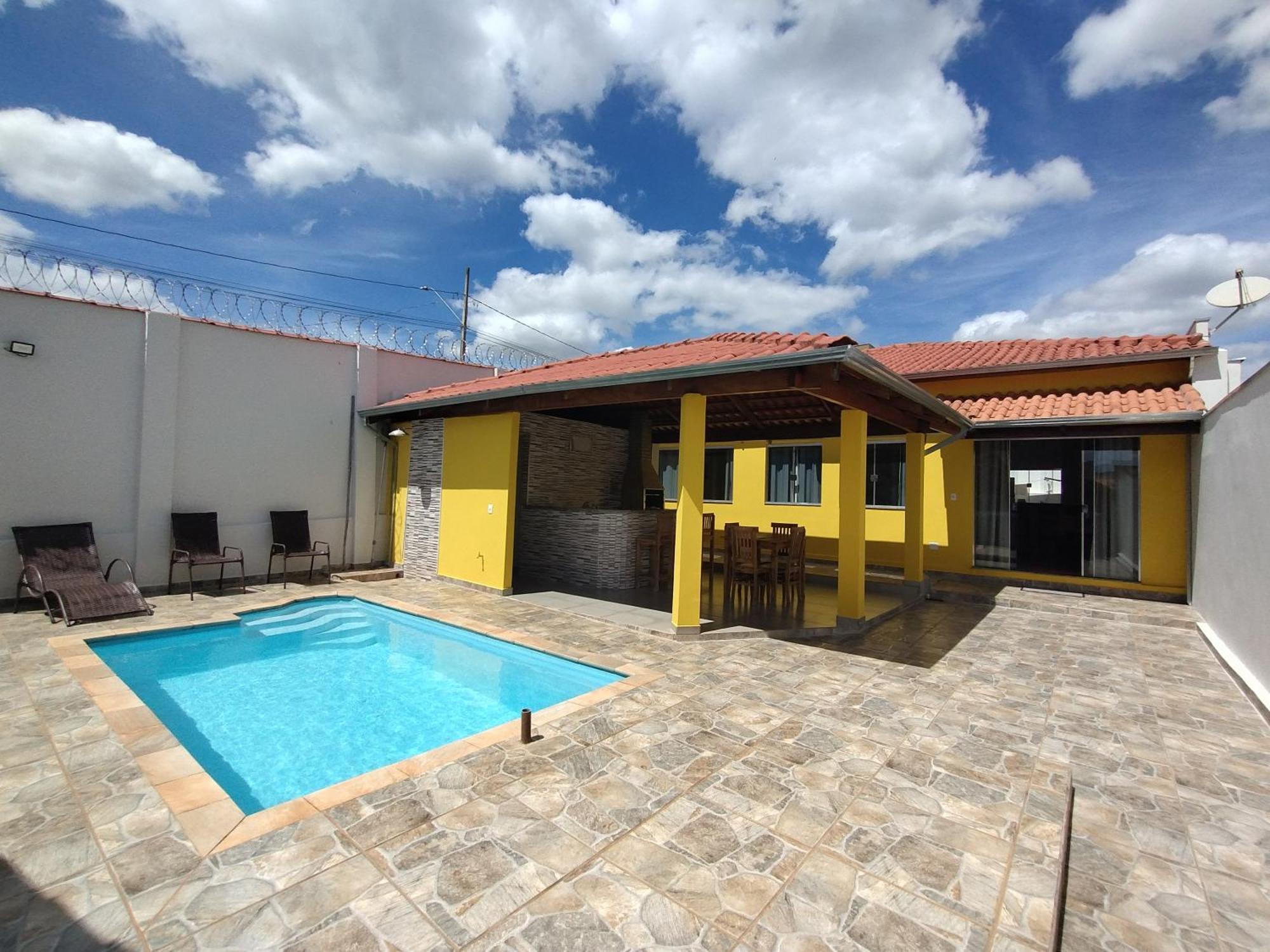 Pouso Oliveira Casa Com Ar Condicionado Villa São João Batista do Glória Exterior foto